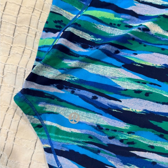 Lululemon tank top - Picture 4 of 4